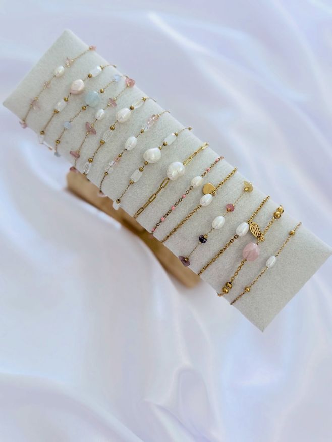 ocelové náramky s provlečenou perlou ❤️ #naramky #tochces #milujuto #dnesnosim #sperky #jewelry #pearl #pearls